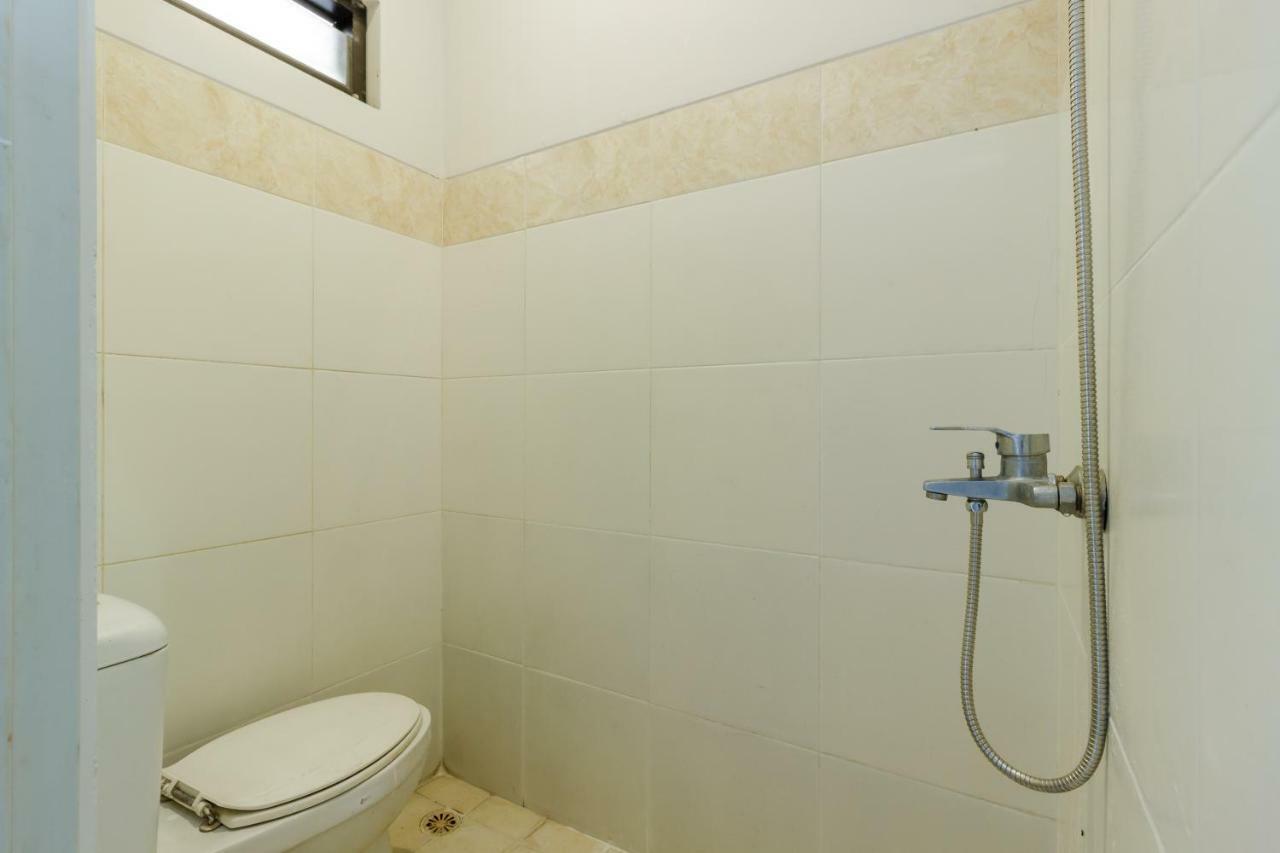 Reddoorz Syariah Near Pondok Indah Mall 3 Dżakarta Zewnętrze zdjęcie
